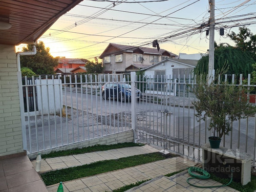 Oportunidad!!!! Vendo Casa Esquina De 1piso, Metro Del Sol