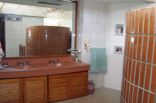 Imagen 15 de 16 de Hermosa Casa Mùltinivel En Venta Prados Del Este Mls #21-894