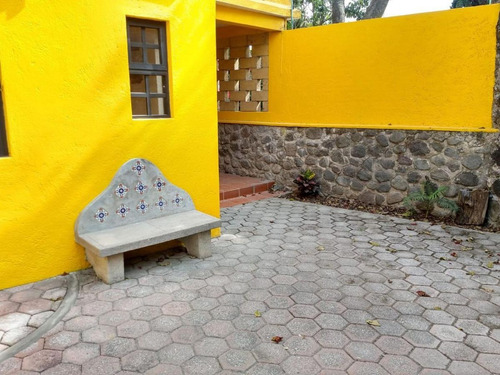 Imagen 23 de 25 de Bonita Casa En Condominio En Jardines De Cuernavaca