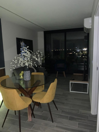 Departamento En Torre Adamant