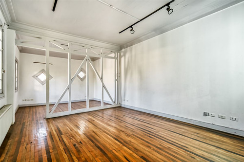 Casa Remodelada Con Patente Comercial En Excelente Estado