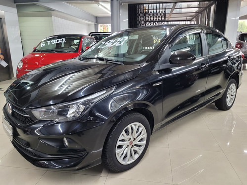 Fiat Cronos 1.3 Flex 4p