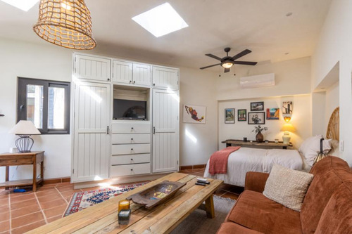 Single Level Charming Retreat