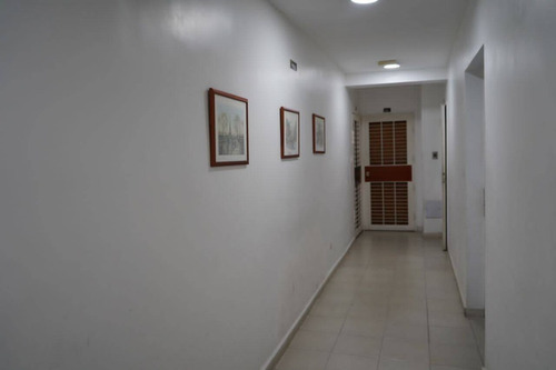Imagen 4 de 10 de Katherine Castillo Vende Apartamento Amoblado Doral Country Naguanagua 60 Mtrs2