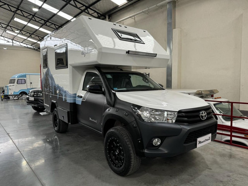 Motorhome Equipado Con Camioneta Cabina Simple