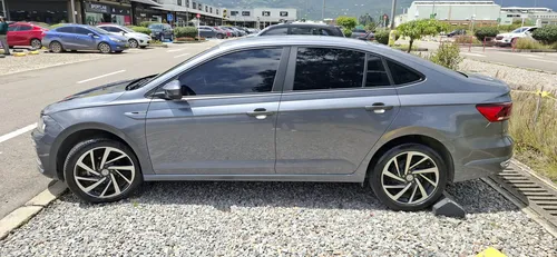 Volkswagen Virtus 1.6 Highline