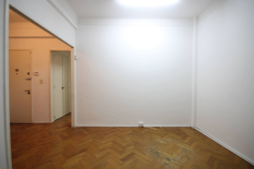 Imagen 13 de 23 de Venta 3 Ambientes. Centro. Se Escuhcan Ofertas.