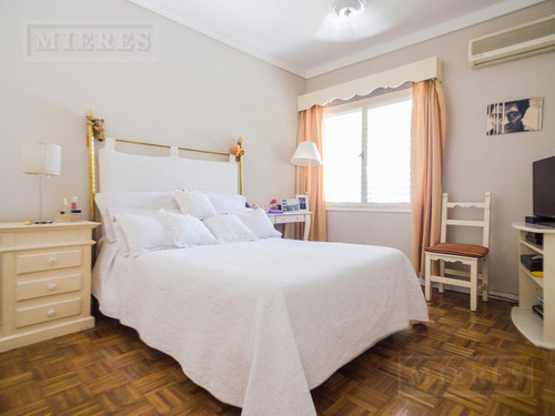 Imagen 8 de 12 de Ph En Venta En El Centro De San Isidro.