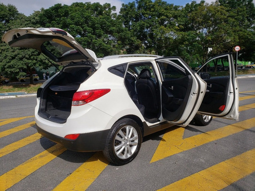 Imagem 5 de 15 de Hyundai Ix25 2.0 Flex Aut 2016