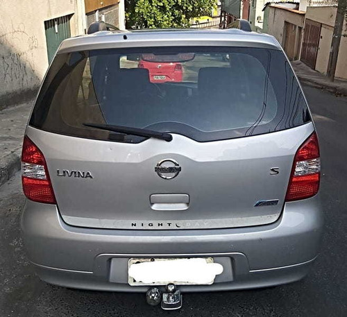 Imagem 11 de 13 de Nissan Livina 16s