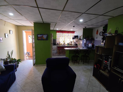 Imagen 6 de 19 de Se Vende Hermosa Moderna Y Remodelada Casa En Los Acuarianos El Limon Zona Aragua Buen Precio 04243785803