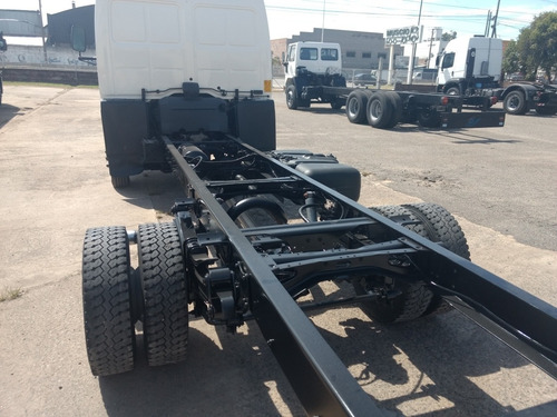 Ford Cargo Cargo 712