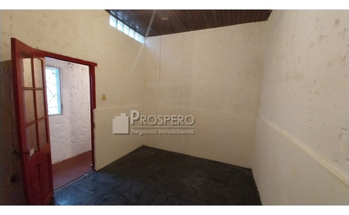 Al1835/p Venta Casas 2 Dorm La Teja C/patio Y Garaje C/renta