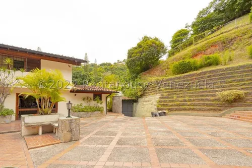 Casa En Venta Los Campitos Lp