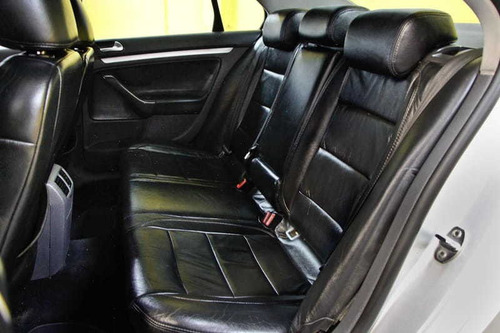 Imagem 10 de 15 de Volkswagen Jetta 2.5 4p 2009