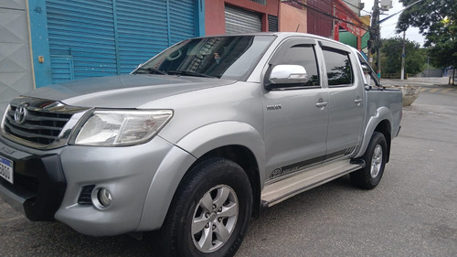 Toyota Hilux 2.7 Srv Cab. Dupla 4x4 Flex Aut. 4p