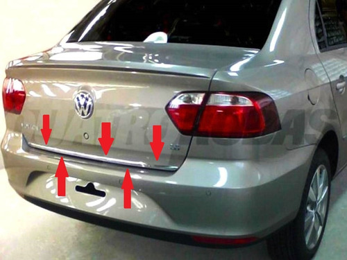 Vw Voyage Moldura Bagueta Baul Plateada Cromada Alternativa