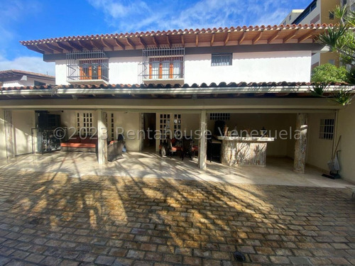 Casa En Venta En Santa Paula 