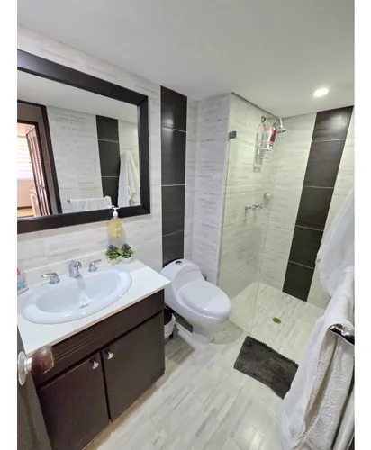 Vendo Amplio Apartamento En Conquistadores