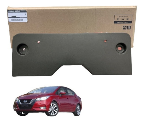 Porta Placas Delantera Nissan Versa 2020-2021 Original