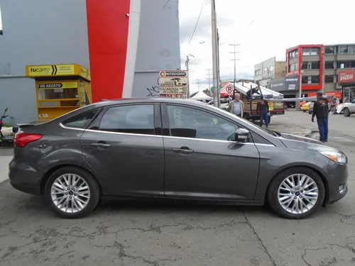 Ford Focus 2.0 Titanium