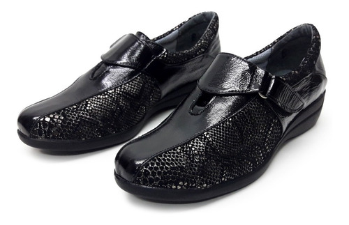 Zapato Negro Charol Textura Dorada Velcro Gina Ferrari