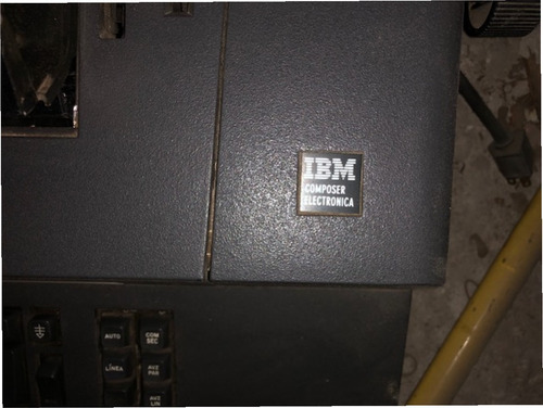 Maquina De Escribir Ibm Composer Electronica Vintage (Usado)