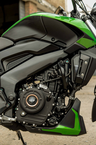 Bajaj Dominar 400 Ug