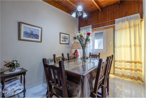 Imagen 1 de 21 de Casa En Ph 3 Dormitorios C Depto Venta La Plata