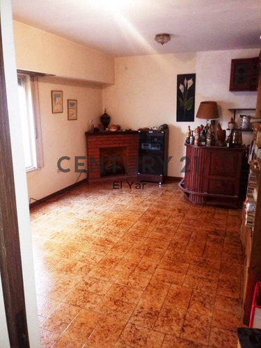 Imagen 4 de 18 de Casa En Venta 7 Ambientes En Villa Lugano