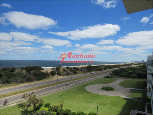 Imagen 11 de 30 de Venta De Apartamento De 3 Dormitorios Y Dep. De Servicio En Punta Del Este.