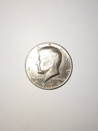 Imagen 1 de 2 de Moneda De 50 Centavos De Dólar Kennedy 