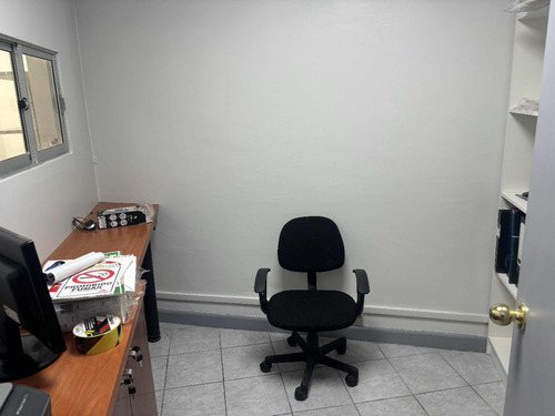 Arriendo Localcomercial Promo Farmacia/maciver-parqueforesta