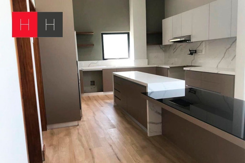 Imagen 8 de 18 de Casa En Venta Sierra Alta 9o. Sector, Carretera Nacional