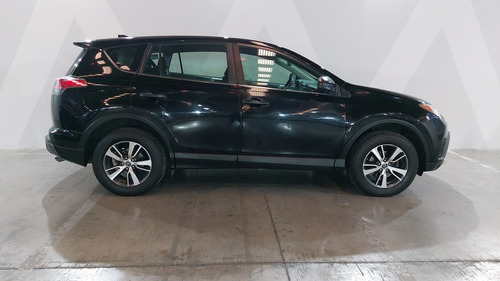 Toyota RAV4 2.5 Le At