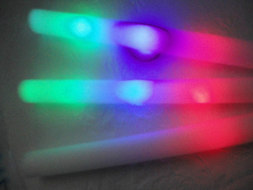 Imagen 4 de 7 de 50 Rompe Cocos Barras De Goma Espuma Led Multicolor