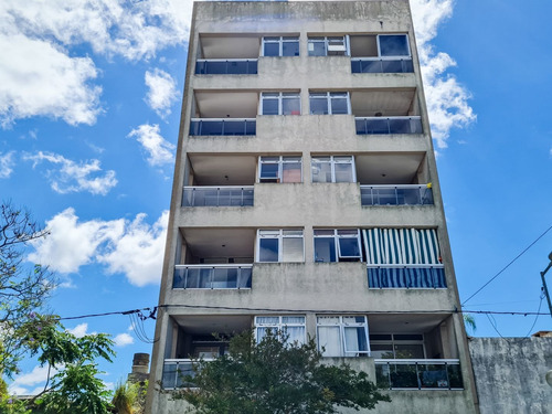 Imagen 2 de 22 de Venta De Departamento 1 Dormitorio Con Cochera, La Plata