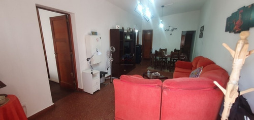 Imagen 4 de 10 de Venta Chalet 5 Ambientes Ciudad Evita