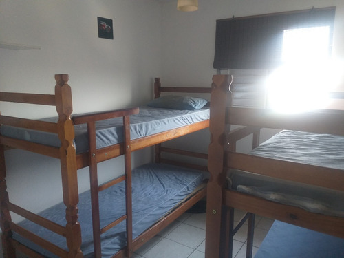 Apto C/ 2 Qtos, Sala C/terraço, Banh, A.serviços, Garagens, Próx Praia E Comércios Só $ 165.000,00