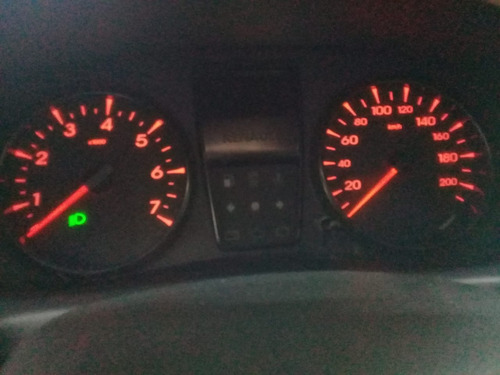 Renault Clio Hatch Financio Mesmo Com Score Baixo