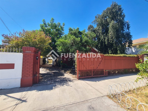 Casa En Venta De 5 Dorm. En Ñuñoa