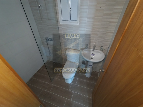 Primer Nivel En La Hispanoamericana Nuevos Apartamento Tipo