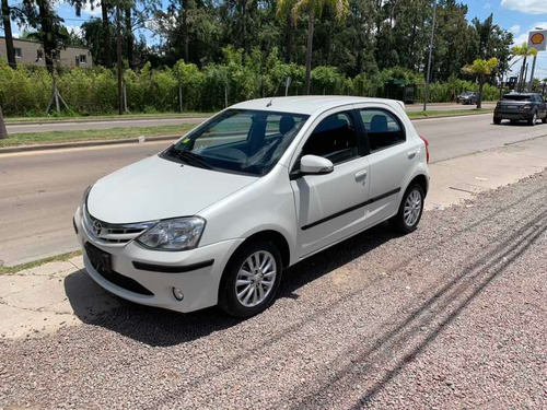 Toyota Etios 1.5 Xls 2015