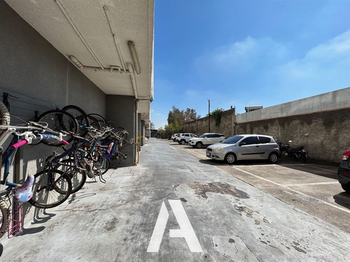 Departamento En Venta De 1 Dorm. En Independencia