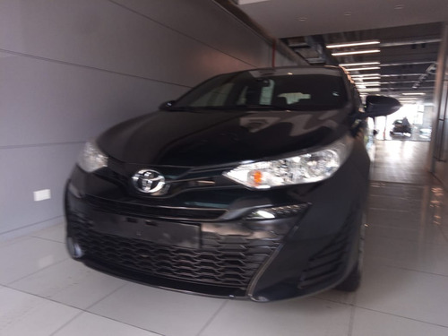 Toyota Yaris Xs Mt Hatchback
