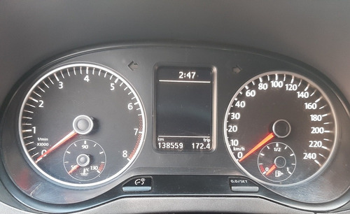 Imagem 10 de 15 de Volkswagen Crossfox 2014 1.6 Vht Total Flex 5p