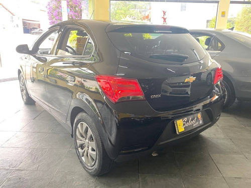 Imagem 4 de 9 de Chevrolet Onix 1.4 Mpfi Advantage 8v Flex 4p Automático