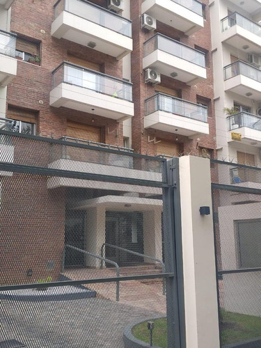 Departamento  En Venta Ubicado En Quilmes,  G.b.a. Zona Sur