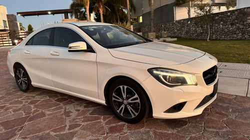 Mercedes-Benz Clase CLA 1.6 180 Cgi Mt