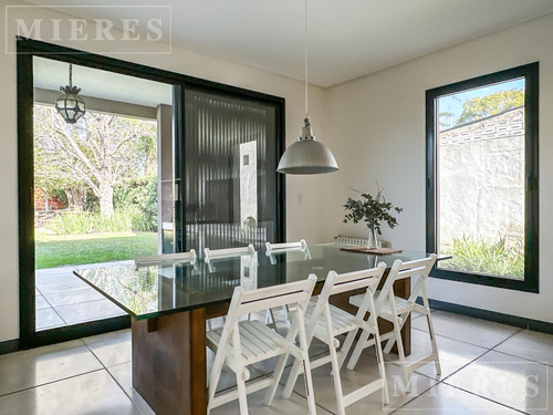 Casa En Venta En Don Torcuato